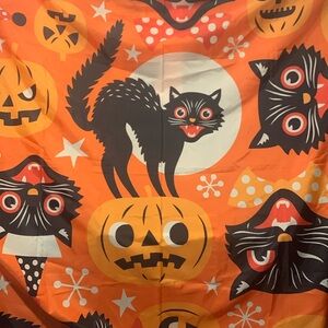 HALLOWEEN SHOWER CURTAIN